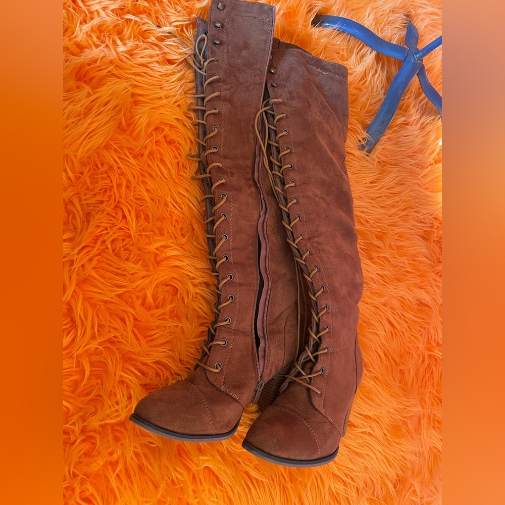 Lace Up Knee High Suede Boots